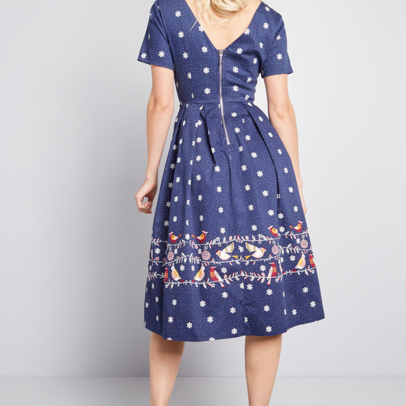 Modcloth Banned Bird Dress - Picture 4 of 7